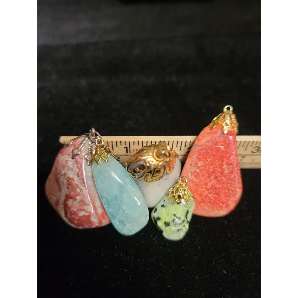 Vintage Lot Of 5 Natural Stone Pink ZEBRA, Tiffany , JASPER, Aquamarine, & Kiwi